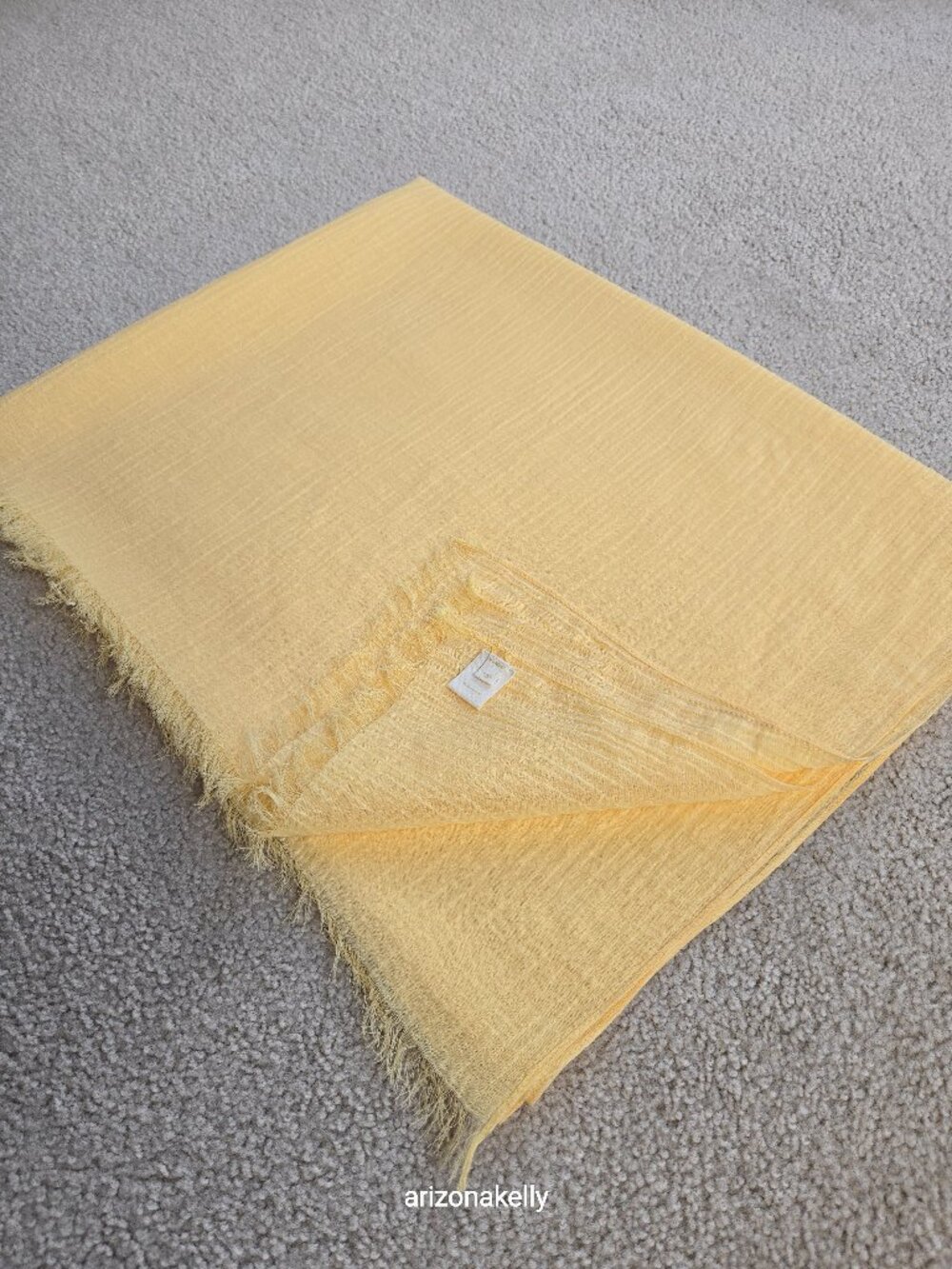 NWOT 100% Linen Scarf Seersucker Puckered Wrap Oversized Shawl Yellow Monday